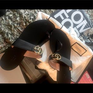 Gucci leather black sandals